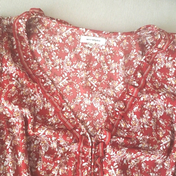 MAX STUDIO BLOUSE - Picture 2 of 7